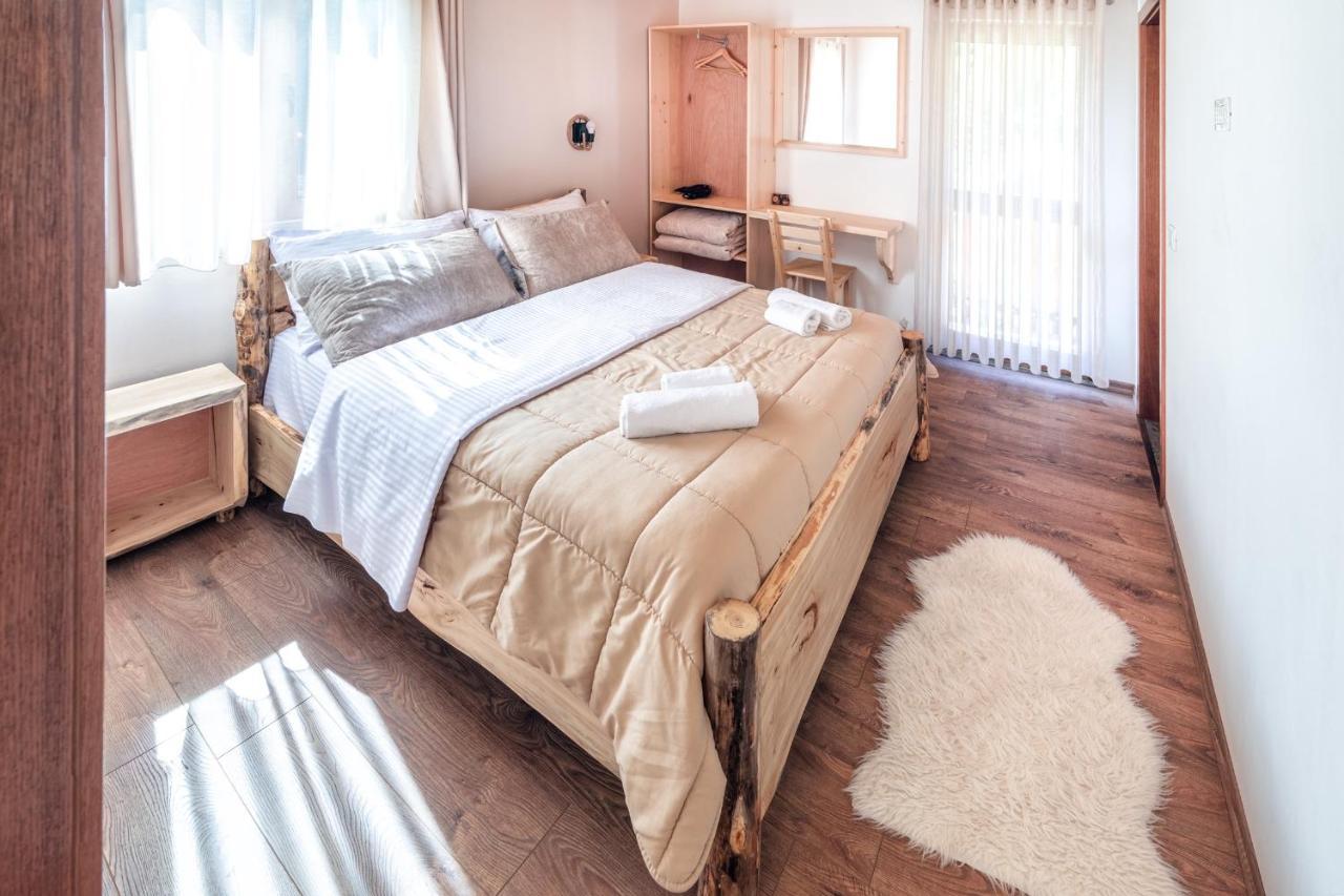 'Gurra Family' Guesthouse Тет Екстериор снимка