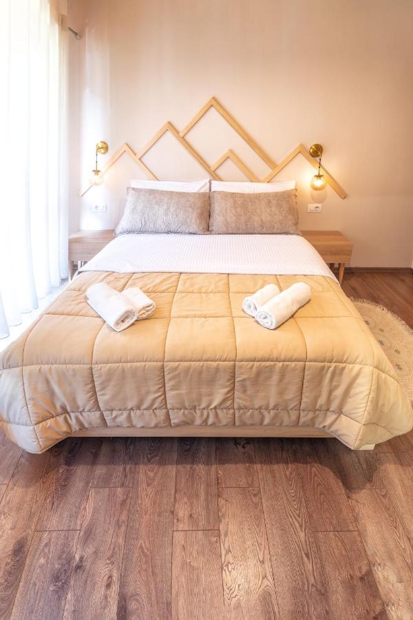 'Gurra Family' Guesthouse Тет Екстериор снимка