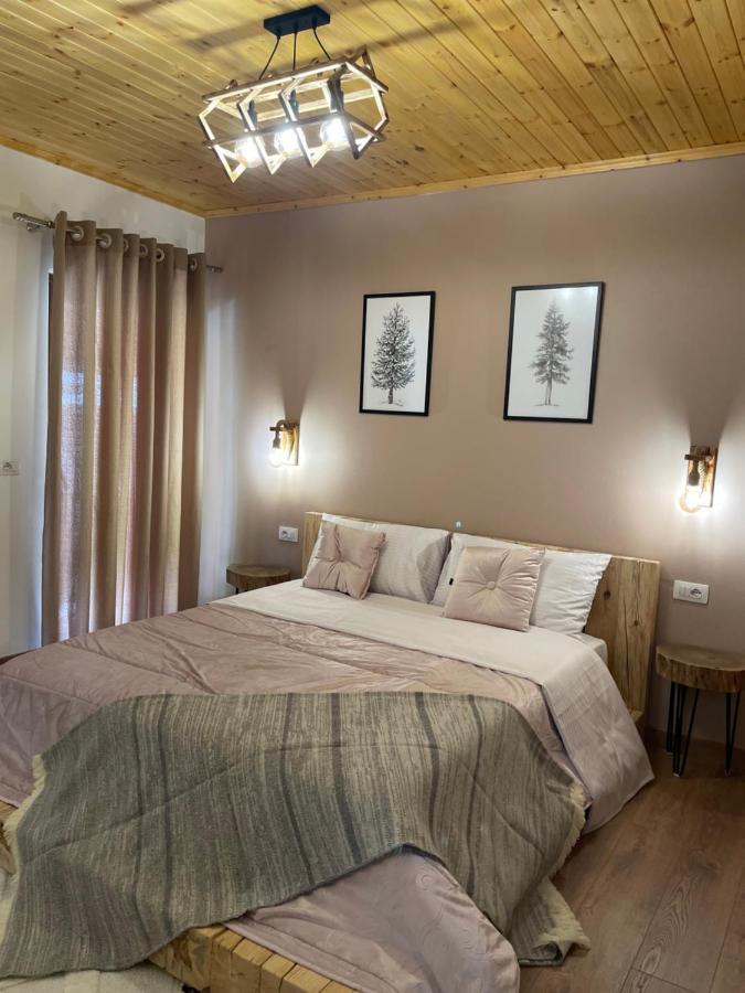 'Gurra Family' Guesthouse Тет Екстериор снимка